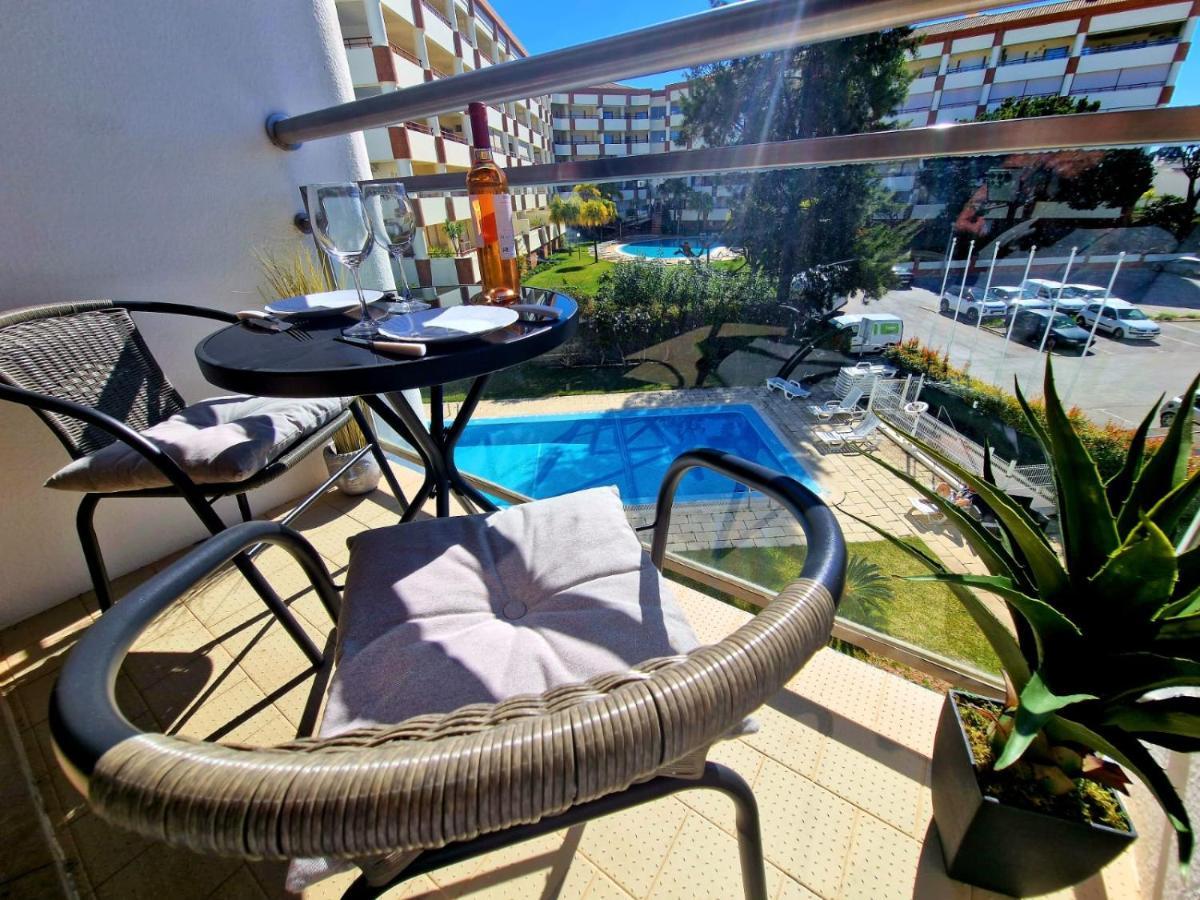 Zarco - Cosy Apartment In Vilamoura With A Balcony With View To The 2 Swimming Pools - Near The Beach & The Marina クアルテイラ エクステリア 写真