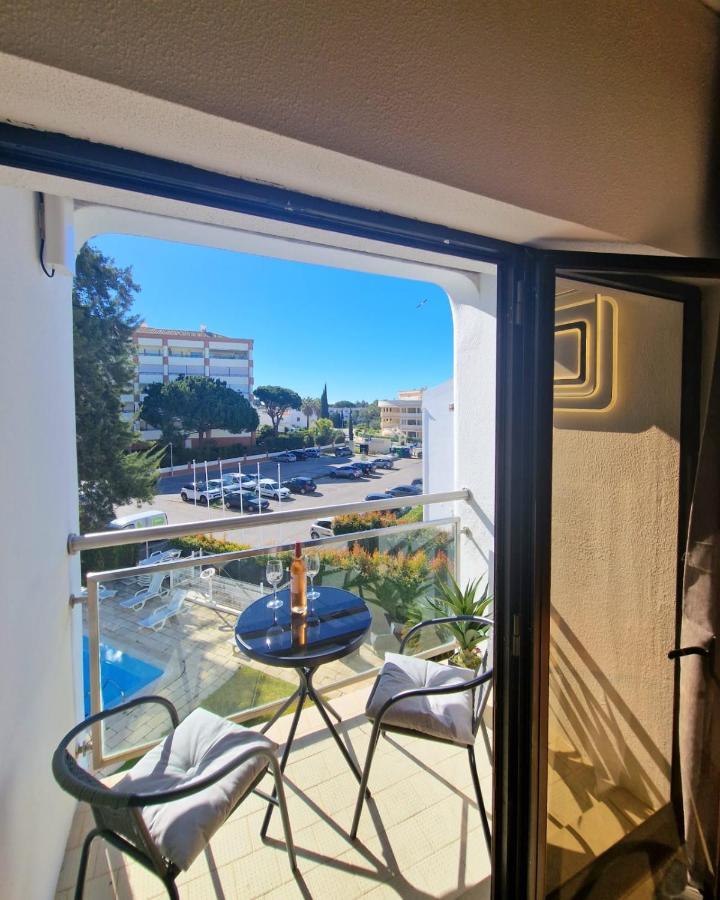 Zarco - Cosy Apartment In Vilamoura With A Balcony With View To The 2 Swimming Pools - Near The Beach & The Marina クアルテイラ エクステリア 写真