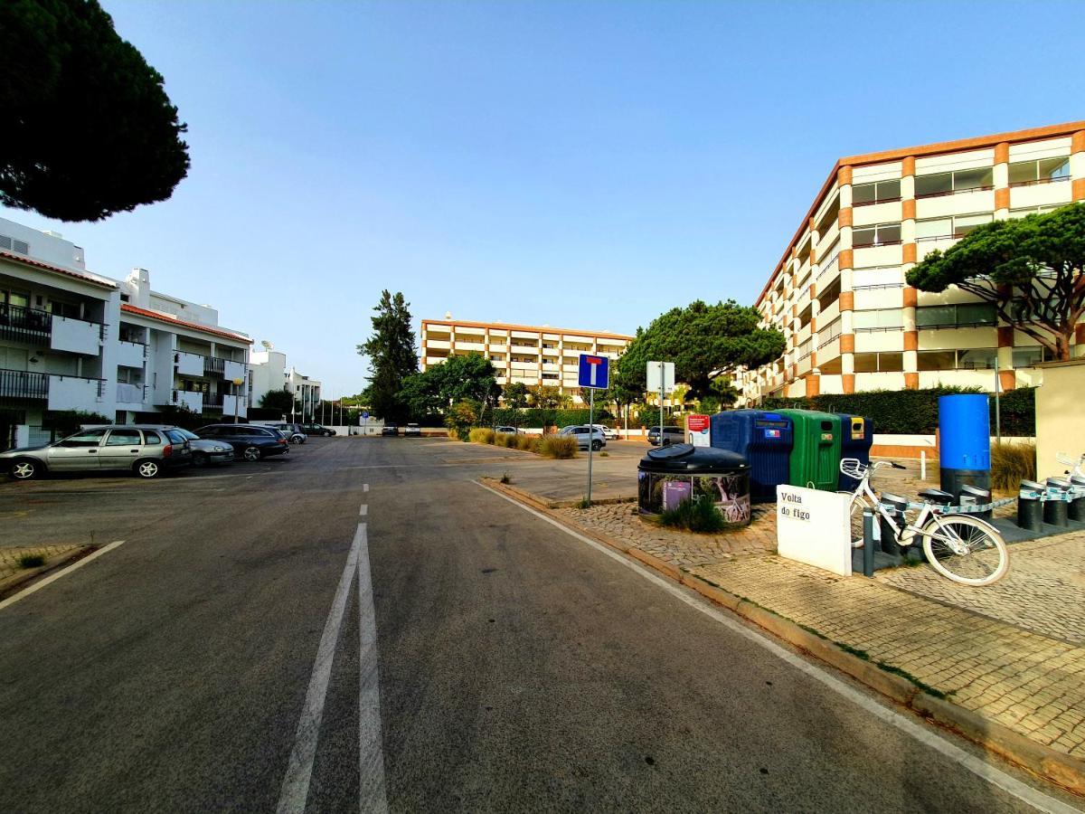 Zarco - Cosy Apartment In Vilamoura With A Balcony With View To The 2 Swimming Pools - Near The Beach & The Marina クアルテイラ エクステリア 写真