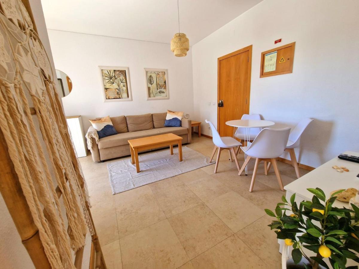 Zarco - Cosy Apartment In Vilamoura With A Balcony With View To The 2 Swimming Pools - Near The Beach & The Marina クアルテイラ エクステリア 写真