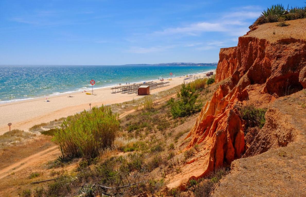 Zarco - Cosy Apartment In Vilamoura With A Balcony With View To The 2 Swimming Pools - Near The Beach & The Marina クアルテイラ エクステリア 写真